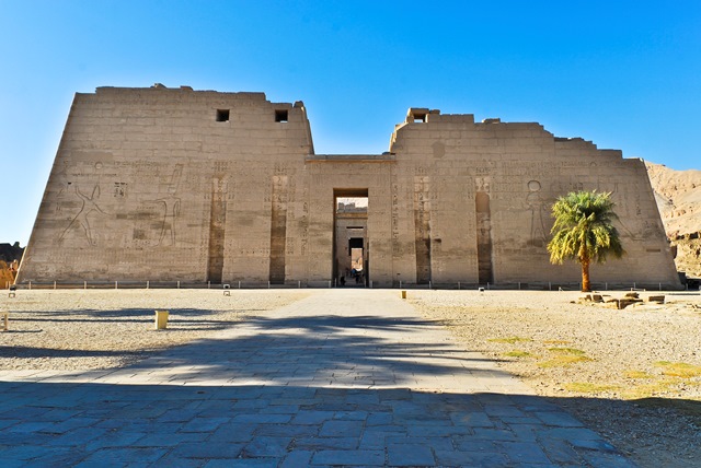 Medinet Habu - BIBLICAL EGYPT FAM TRIP